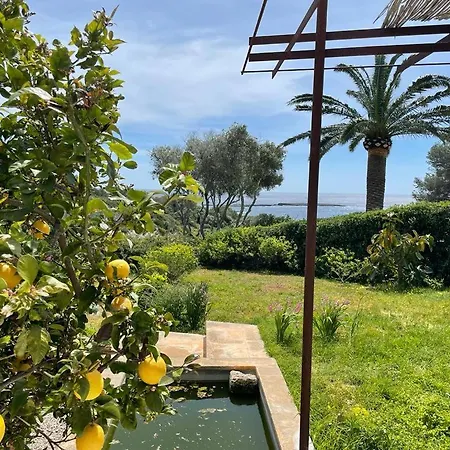 וילה Platja Binisafua